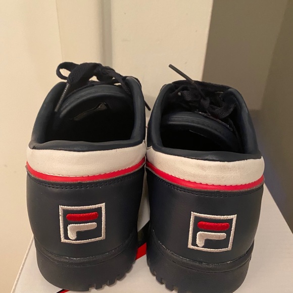 BLUE FILAS - Picture 3 of 4